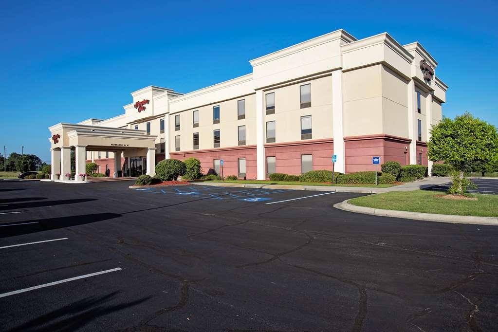 Hampton Inn 물트라이 외부 사진