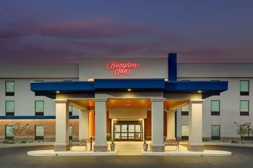 Hampton Inn 물트라이 외부 사진