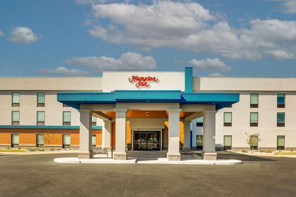 Hampton Inn 물트라이 외부 사진