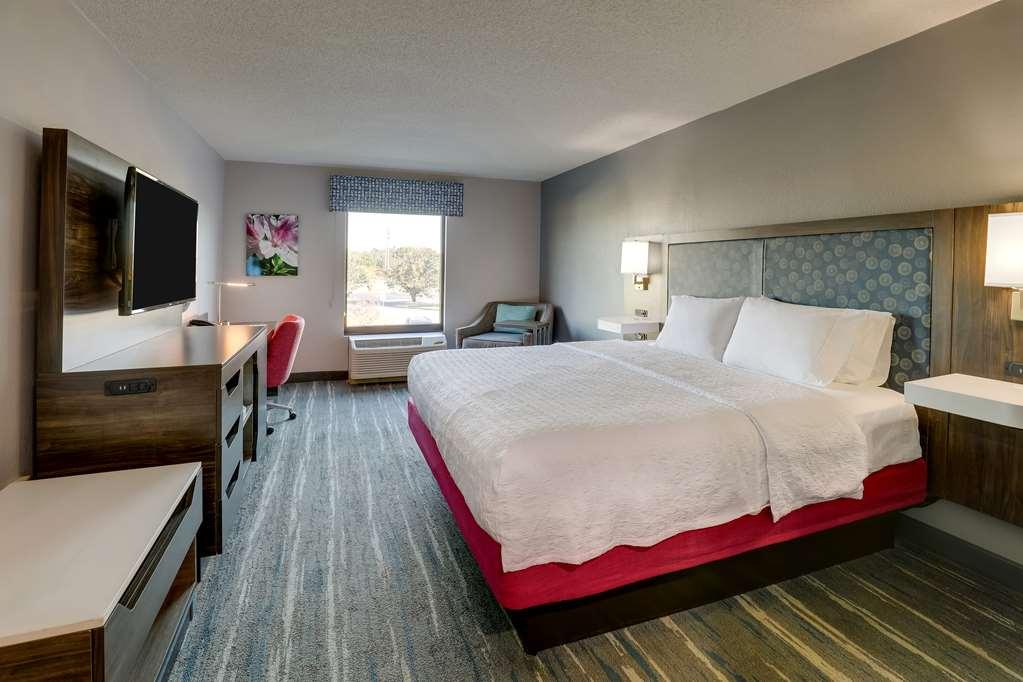 Hampton Inn 물트라이 객실 사진